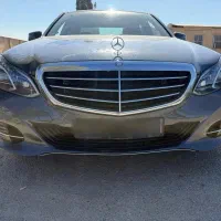 مرسدس بنز E200 در حد صفر رنگ خاص(دو رنگ شب و روز)