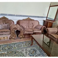 مبل هفت نفره سالم وتمیزی