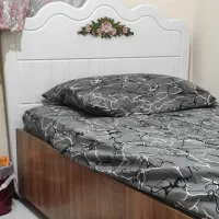 تخت دخترانه کار کرده ظاهر نو