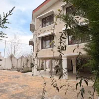 فروش ویلای ۲واحدی مجزا /حیاط بزرگ محدوده رادیودریا