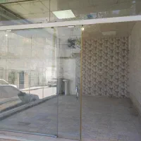 مغازه ۱۹متر با زیرزمین۲۰متری دربازار فروردین
