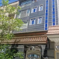 ۲۲۰ متر . با جواز ۵ طبقه