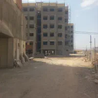 تعدادزیادی کارگرساده نقاش  سیمان کاری کاشی  اجرنما