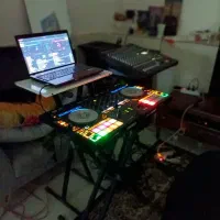 خواننده نوازنده دی جی آقا وخانم