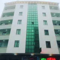 نظافتچی اقا یا خانم
