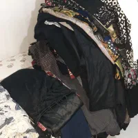 تعدادی لیاس زنانه