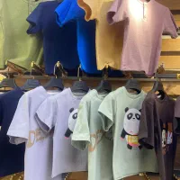 فروشنده خانم