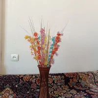 گل و گلدان