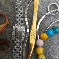 نقره . .ست کامل دارم طلا سفید titaniom