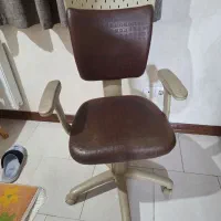 صندلی گردان جک دار