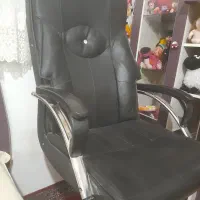 صندلی ادارای