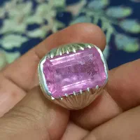 تورمالین صورتی