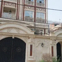 پنجره دوجداره و کرکره برقی و دربهای اتوماتیک