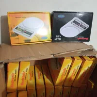 ترازوی ۱۰ کیلویی اشپزخانه