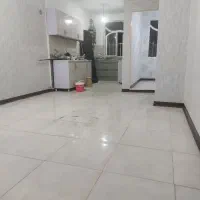 ۵۰مترواحدبا۱۵مترحیاط اختصاصی خیابان چمن کوچه اسمان
