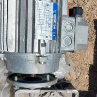 دینام گیربکس ایتالیایی در حد نو با مشخصات روی زدنه