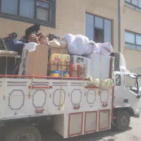 کارگر حرفه ای اساس منزل حمل بار ا اثاث اسباب کشی