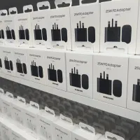 شارژر  و آداپتور سامسونگ و آیفون به قیمت عمده