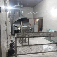 همکار ماهر در کار چونه گیری  و وردستی نانوایی
