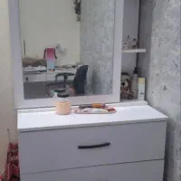 میز آرایشی ، ۴ کشو