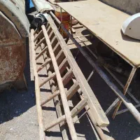 پله آهنی و چوبی