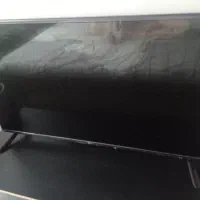 تلویزیون۴۳اینچ نیم سوزشده جای شکستگی داره