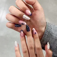 کاشت ، لمینت و ژلیش ناخن . تخفیف استثنایی