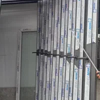 ساخت،نصب،ریگلاژ‌،تعمیر،انواع درب و پنجره آلومنیوم