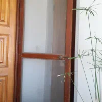 توری فلزی ۲ لنگه با چارچوب چوبی