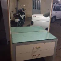 کنسول و آینه