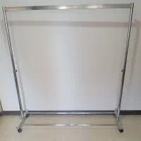 رگال آویز چرم و لباس
