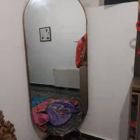 آینه ایستاده