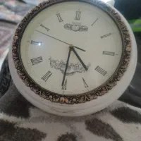 ساعت دیواری دوطرفه