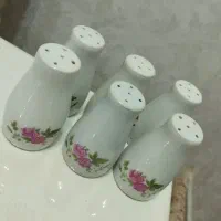 نمکدون گل محمدی