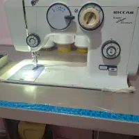یک عدد چرخ خیاطی ژاپنی بادوخت عالی بامیزش