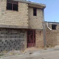 خانه-ساختمان-دو-طبقه-نیمه-کاره