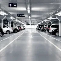۱۰۰۰ متر پارکینگ جهت نمایشگاه ماشین