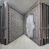 فرش حاجی حسینی طلاب شعبه دیگری ندارد فقط مشهد