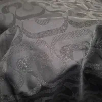 چادر مشکی طرحدار