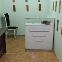 فروش میز اداری ویترین مغازه