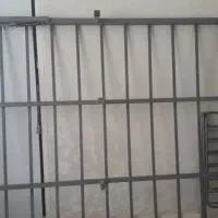 زیر تختی جک دار فلزی