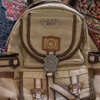 کوله پشتی مدرسه