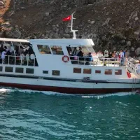 تور vip زمینی شاد  و گروهی شهر (وان)