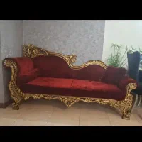 مبل شزلون ۳ نفره سلطنتی زرشکی،درباری درحد نو