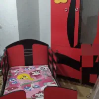 تخت وکمد