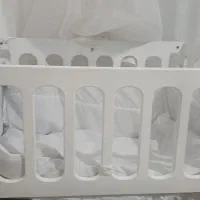 تخت نوزاد