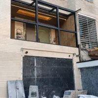 نیازمند نیروی نصب درب و پنجره
