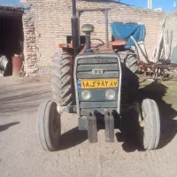 تراکتور مدل ۸۲