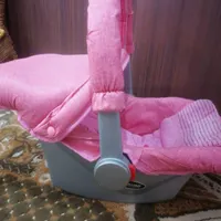کریر نوزاد به همراه وان حمام نوزاد نو