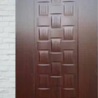 نجار درب چوبی